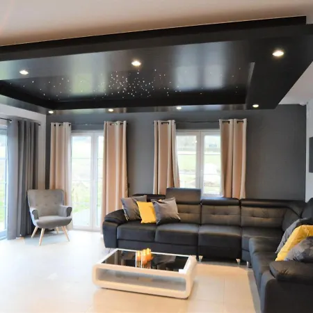 Graceful Holiday In With Fenced Garden Holiday home Beauraing