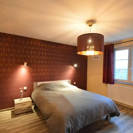 Graceful Holiday In With Fenced Garden Holiday home